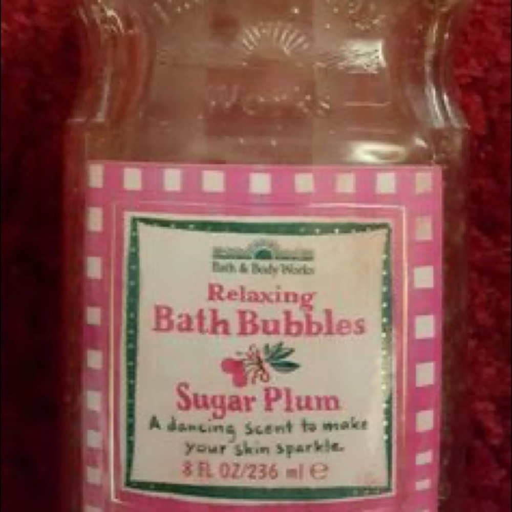 ISO!!!!!  90s sugar plum bath and body works